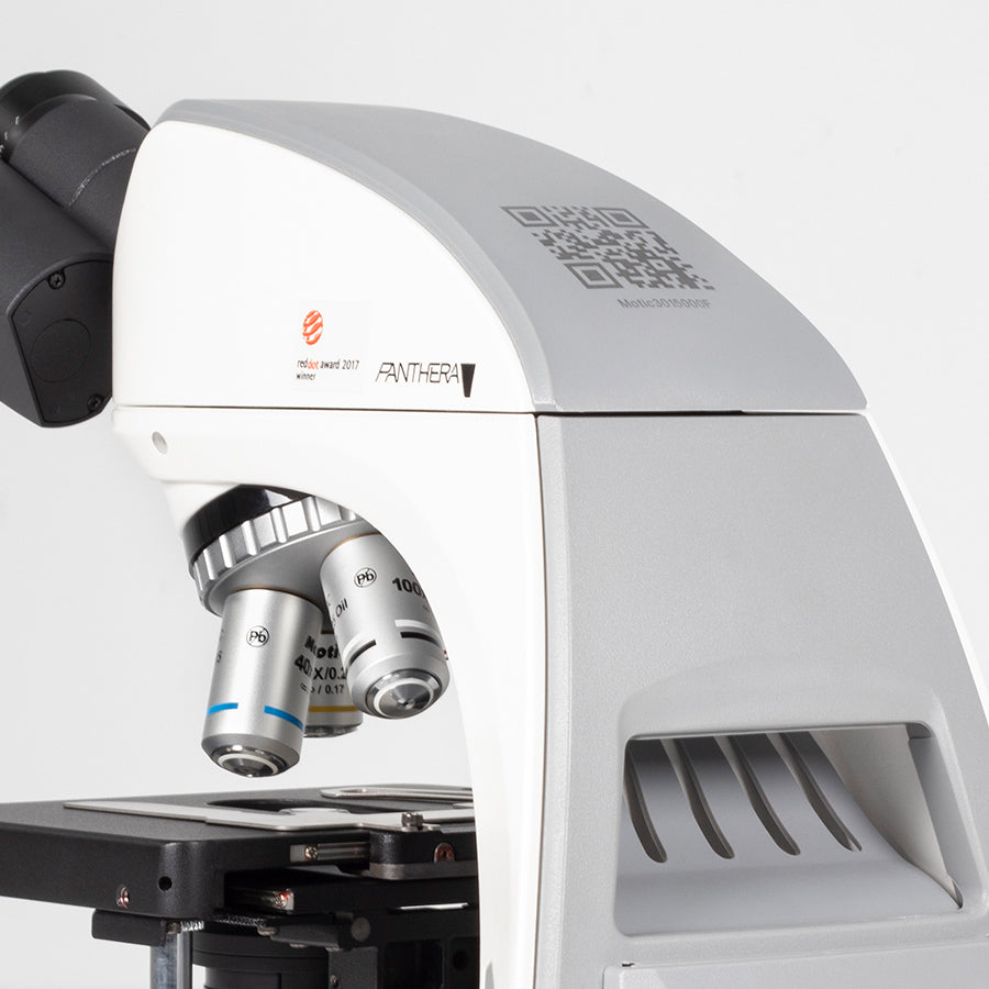 Microscopio binocular
PANTHERA Cloud LED